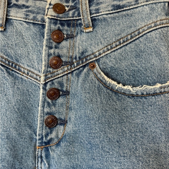 Abercrombie & Fitch Button Up Blue Jean Lightly Distressed Denim Shorts- Size 24 - Picture 3 of 6